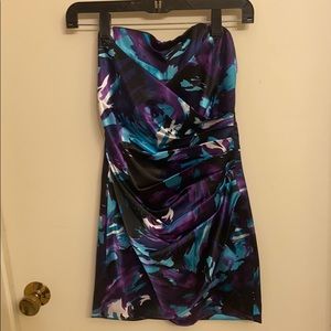 Women’s strapless dress